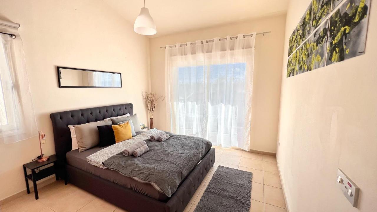 Melanos Sea View Apartment Пафос Экстерьер фото