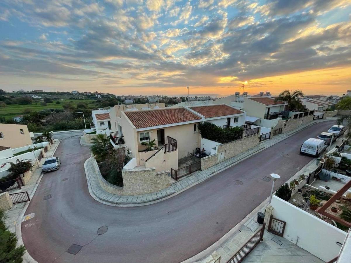 Melanos Sea View Apartment Пафос Экстерьер фото