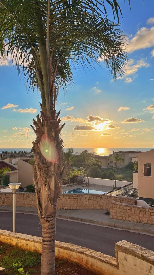 Melanos Sea View Apartment Пафос Экстерьер фото