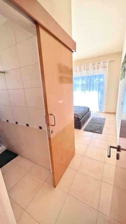 Melanos Sea View Apartment Пафос Экстерьер фото